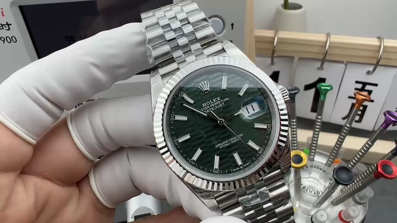 Rolex Datejust 41mm Stainless Steel 126334 0030 Mint Green Dial Fluted Jubilee - Video