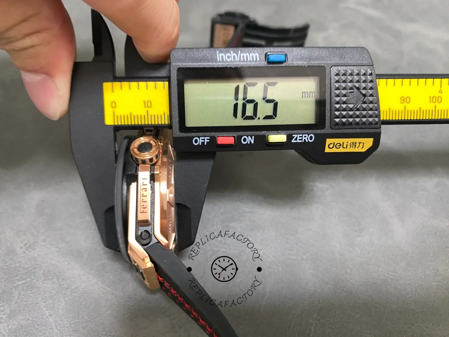 Caliper measurement of Hublot Big Bang Unico Ferrari 401.OX.0123.VR showing case thickness from side.