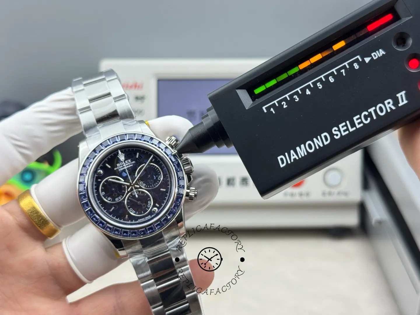 Rolex Daytona Arolla Glacier clear dial replica shown beside a diamond selector tool.