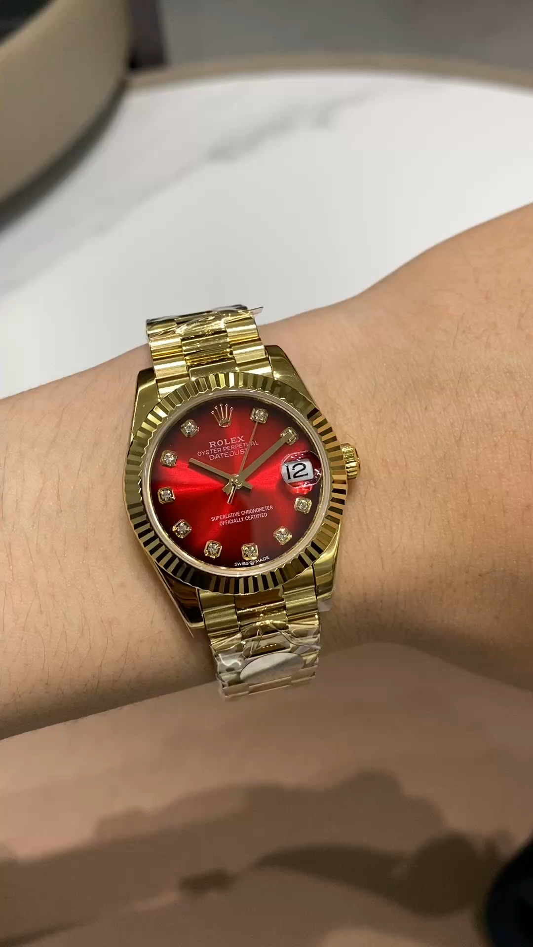 Replica Rolex Datejust 278278-0049 Red Ombré Dial 31 President Strap - Video