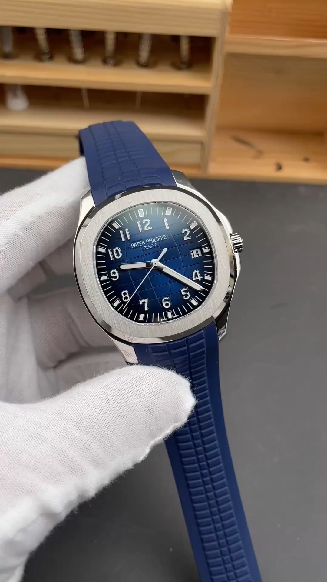 BBF Replica Patek Philippe Aquanaut 5168G 001 Video