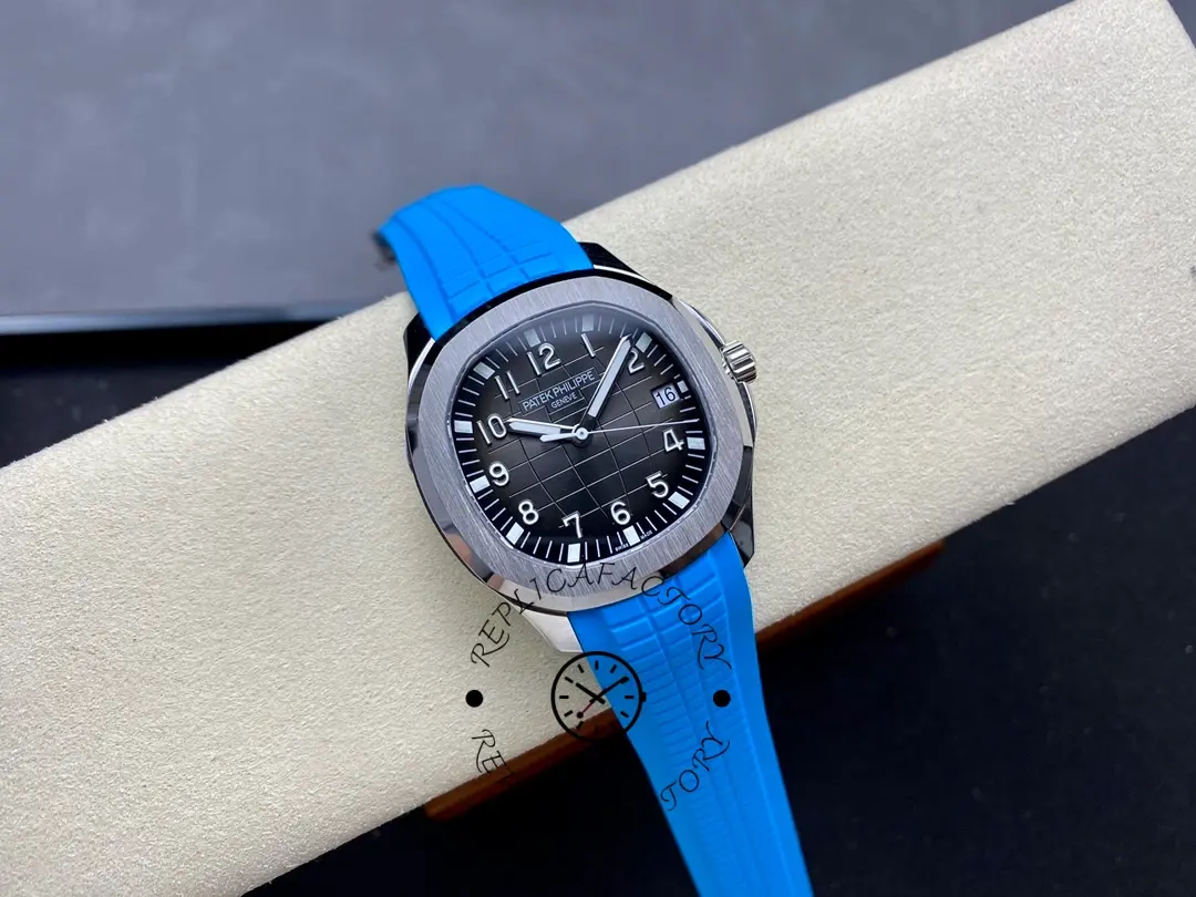 Side view on cushion of Patek Philippe Aquanaut 5167A-001 showing case profile and strap fit.