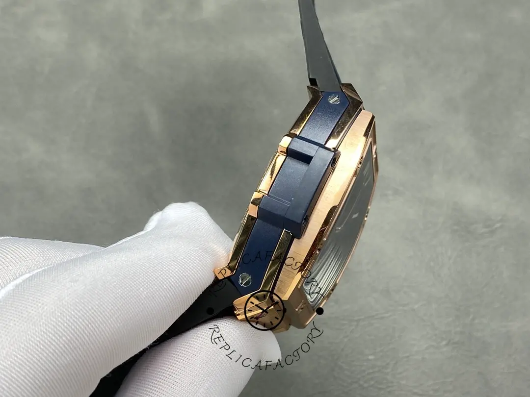 Side profile of Hublot 601.OX.7180.LR highlighting the case layers and strap connection.
