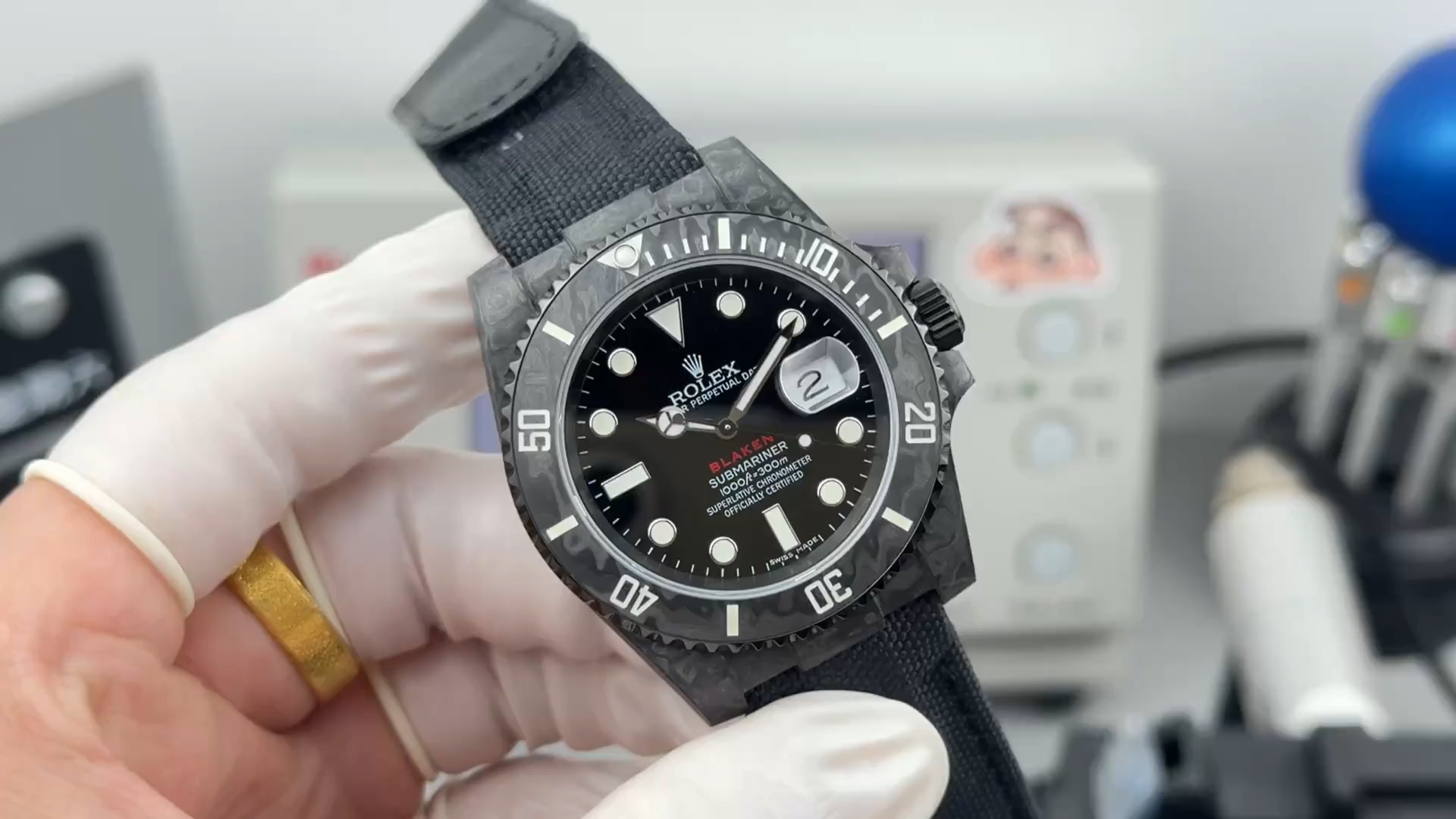 Rolex Submariner 116610 Replica Carbon Fiber Black Nylon Strap 40MM - Video
