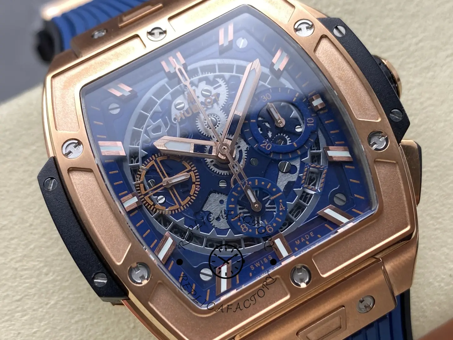 Angled close-up of Hublot Spirit of Big Bang 642.OX.7180.RX highlighting rose gold case and blue dial.