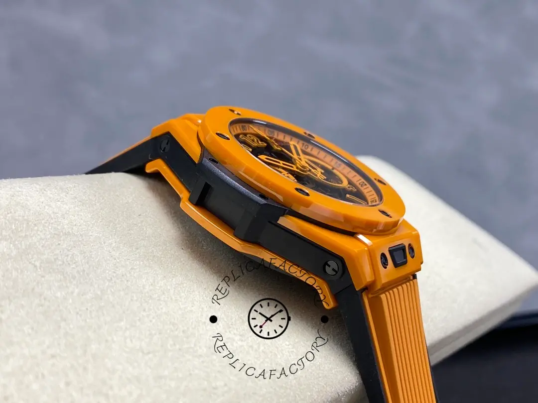 Side profile of Hublot 441.CU.5910.RX showing the orange ceramic bezel height and black mid-case layer.