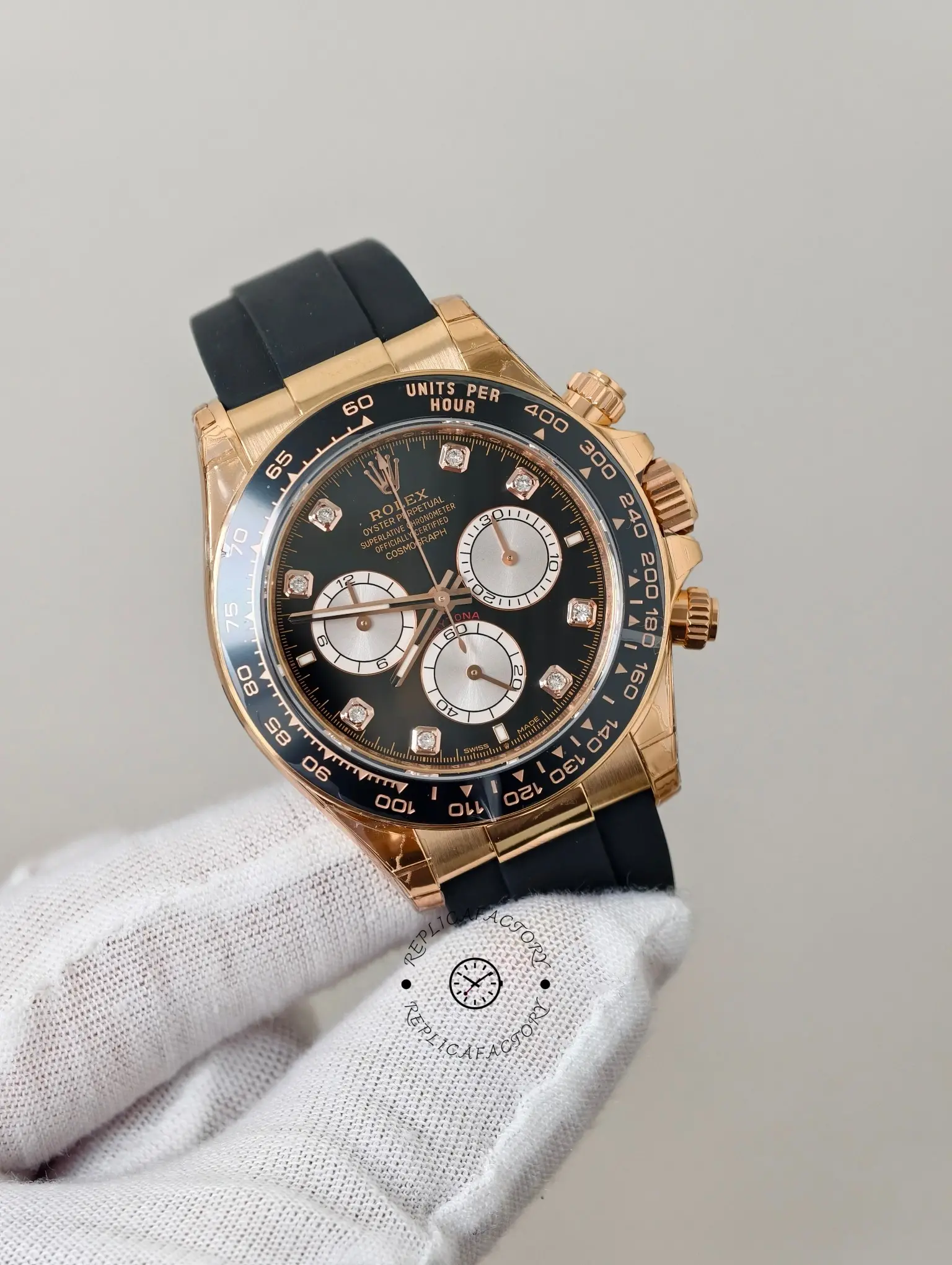 Angled front view of the Rolex Daytona 126515LN-0004 with black diamond dial, Everose case, and Oysterflex strap.