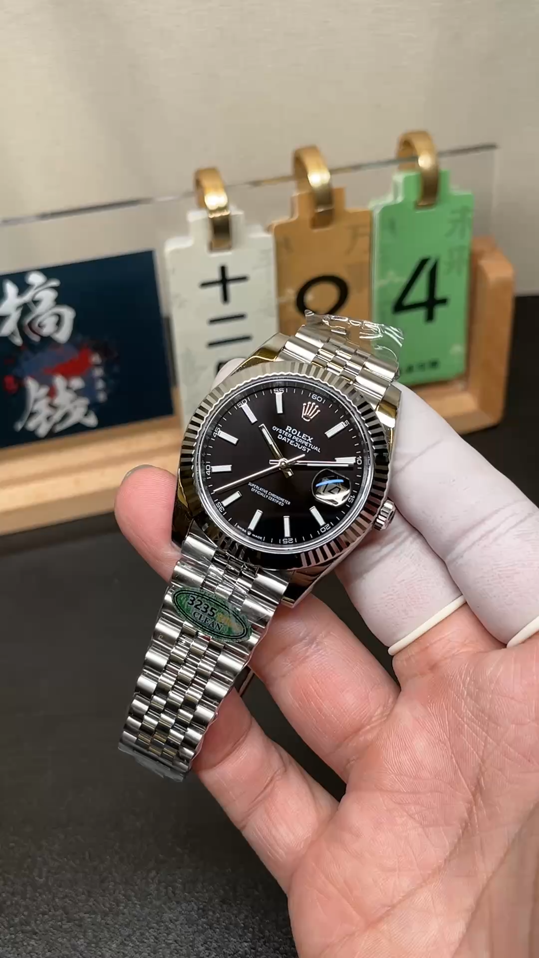 Rolex Datejust 41mm Stainless Steel 126334 0018 Black Index Jubilee - Video