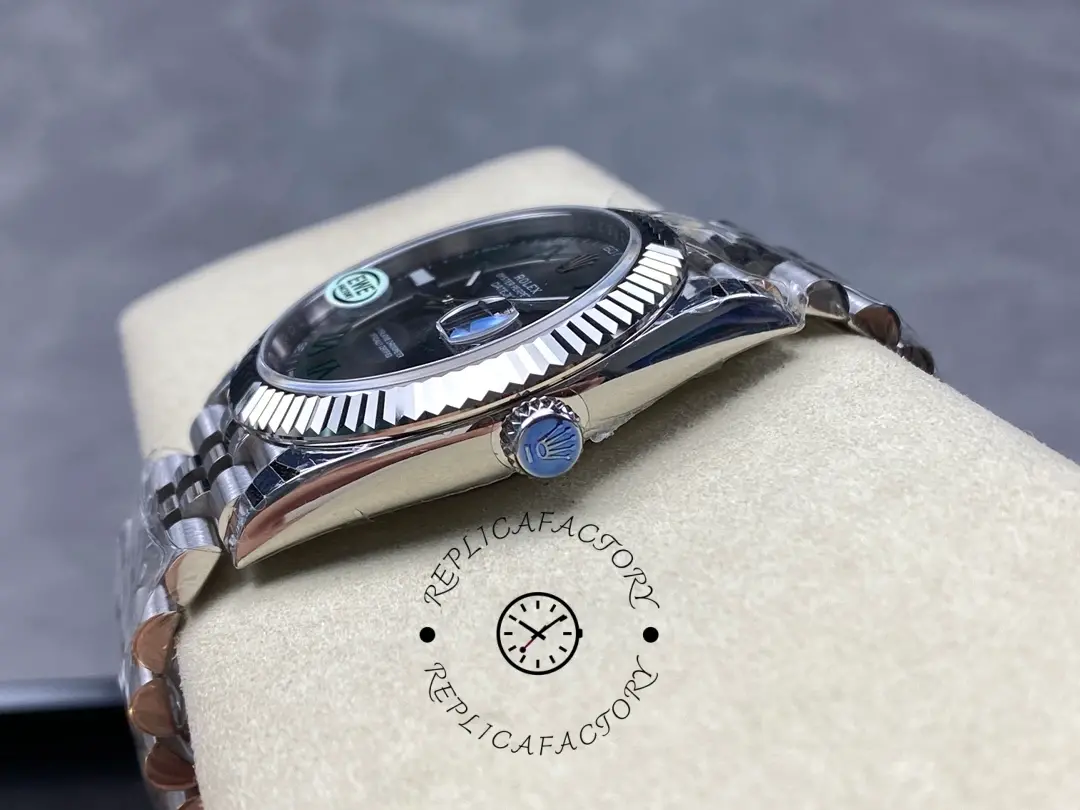 Right side profile of Rolex Datejust 126334-0022 showing the case shape, fluted bezel and signed crown.