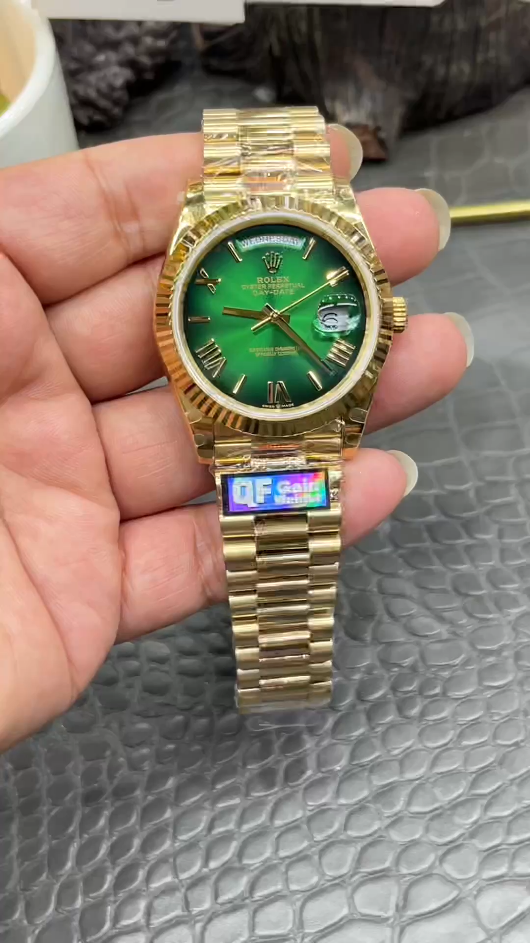 Rolex Day Date 40 Yellow Gold Green Ombre Dial M228238 0069 Replica - Video