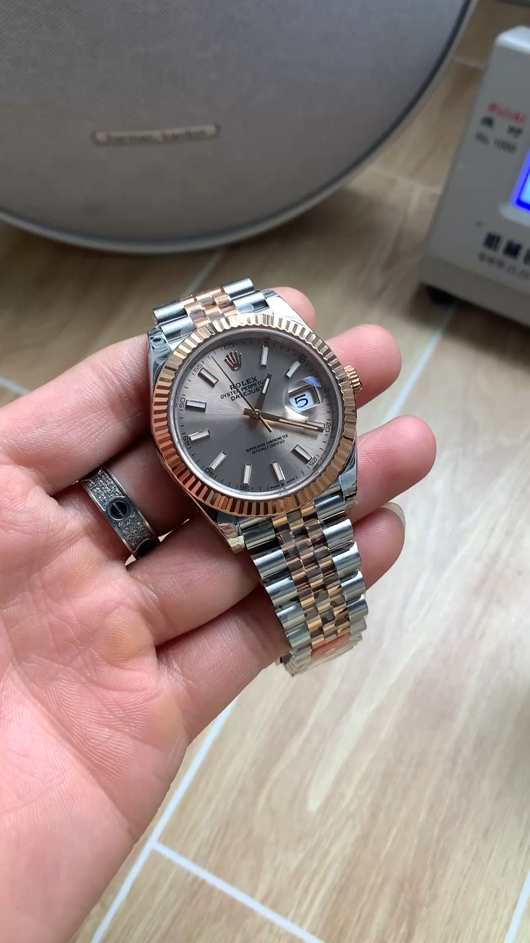 Rolex Datejust 41mm Two Tone Rose Gold Jubilee Band Sundust Index Dial 126331 0010 - Video