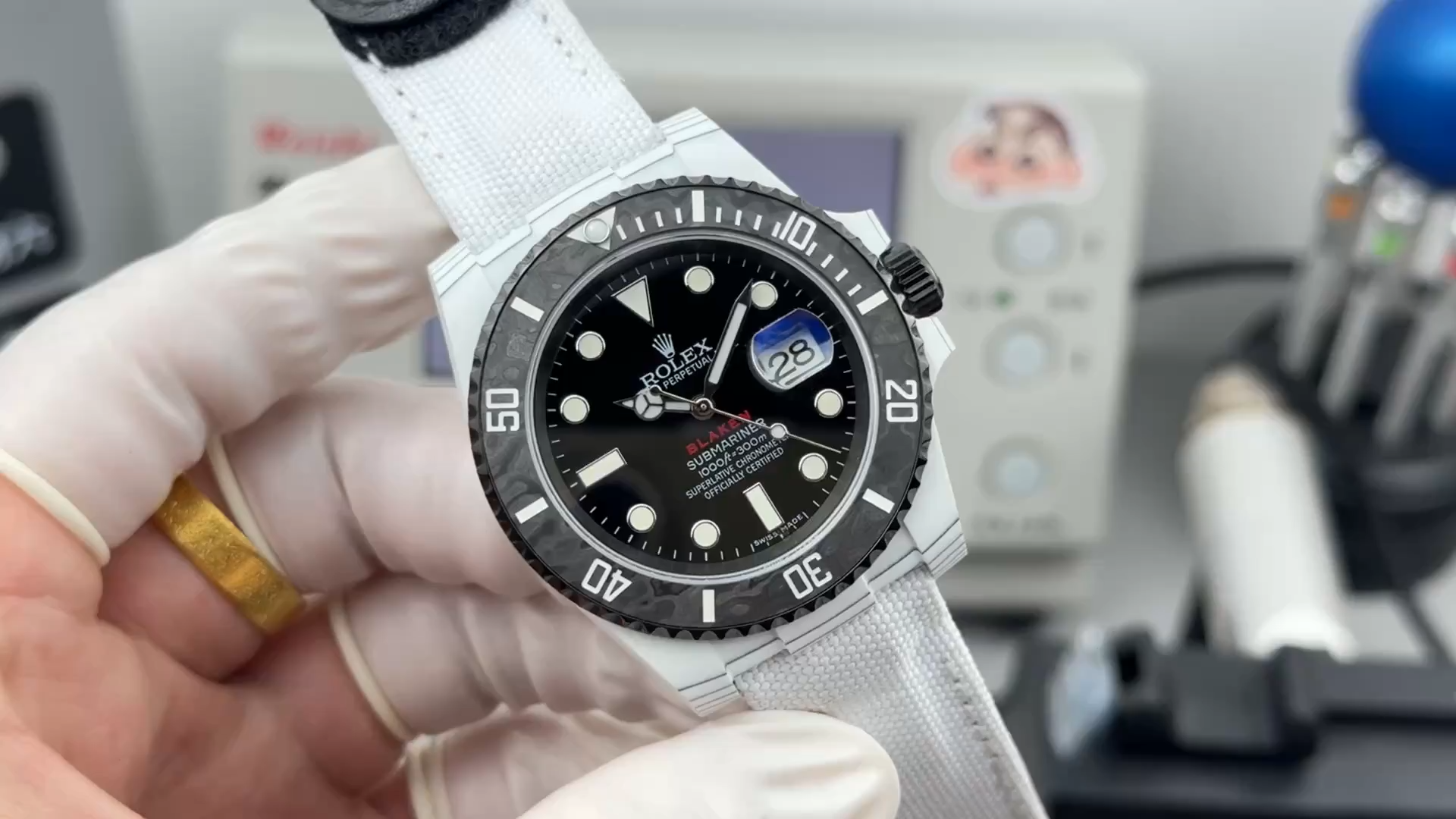 Rolex Submariner Black Dial White Case Replica 116610 40MM Nylon Strap - Video