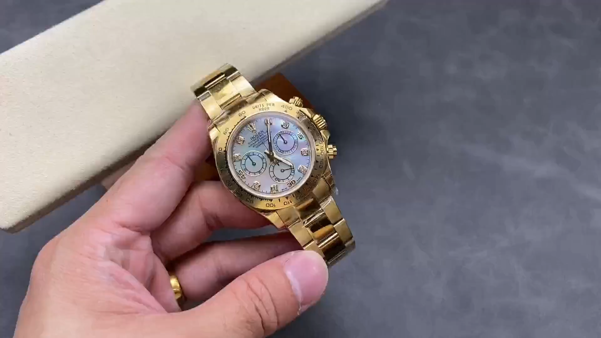 Rolex Daytona 116528 Yellow Gold Mother of Pearl Diamond Dial 40mm Mens Replica Watch - Video