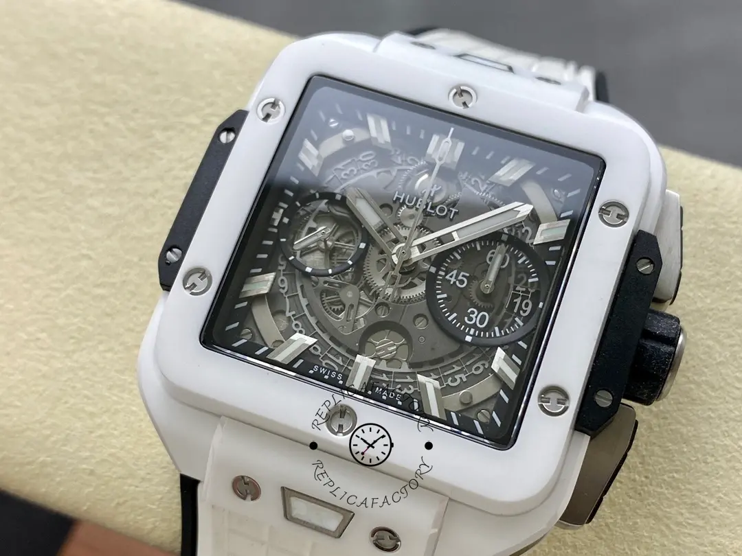 Close-up of Hublot Spirit of Big Bang 821.HX.0170.RX with black crown and pushers visible.