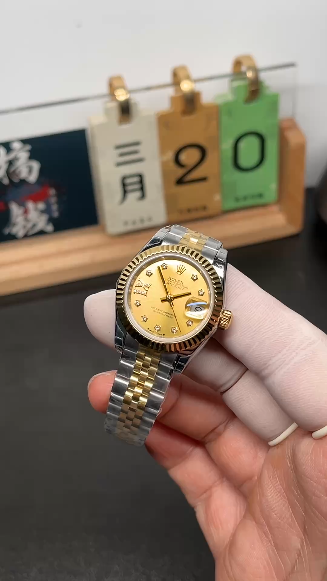 Rolex Lady-Datejust 279173-0021 Champagne Dial 28 Diamond-Set Roman Replica - Video