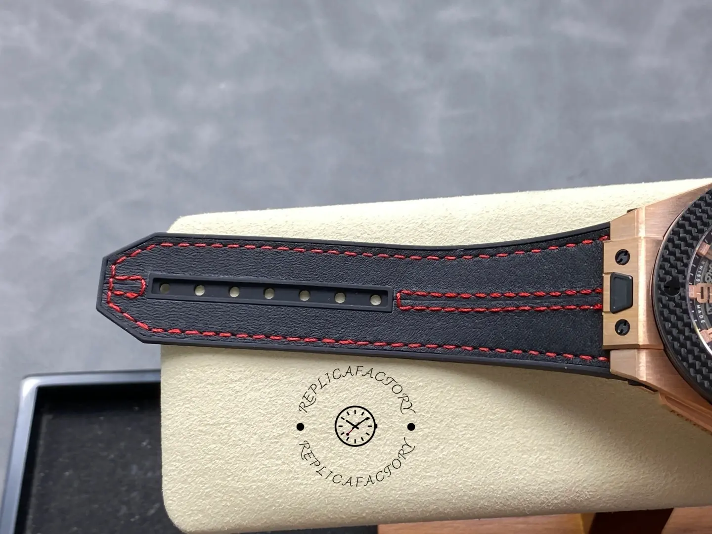 Strap underside view of Hublot Big Bang Unico Ferrari 401.OX.0123.VR showing lining and stitching.