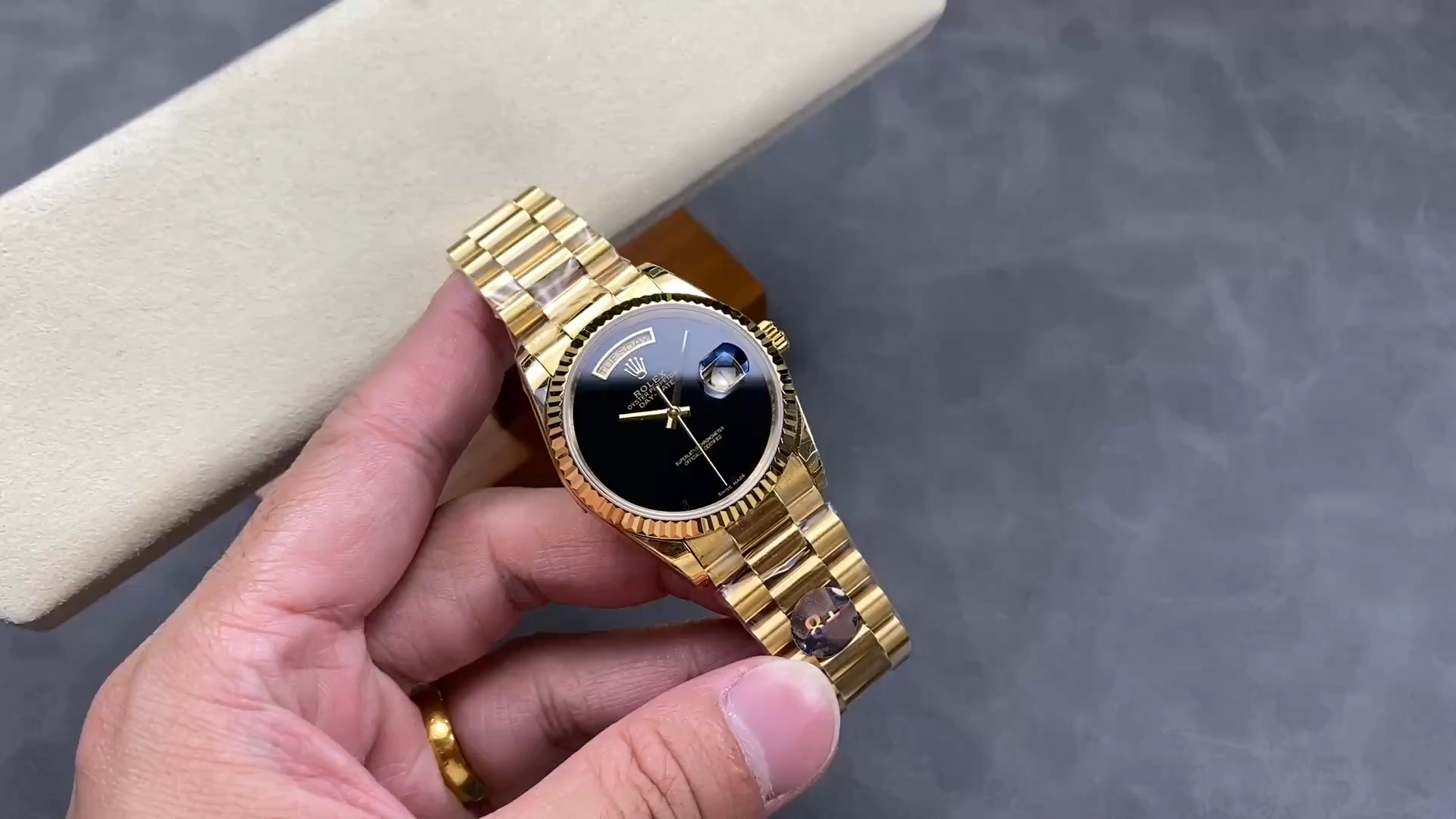 Rolex Day-Date 18038 36mm President Men's Onyx Dial Watch 1:1 Clone - Video