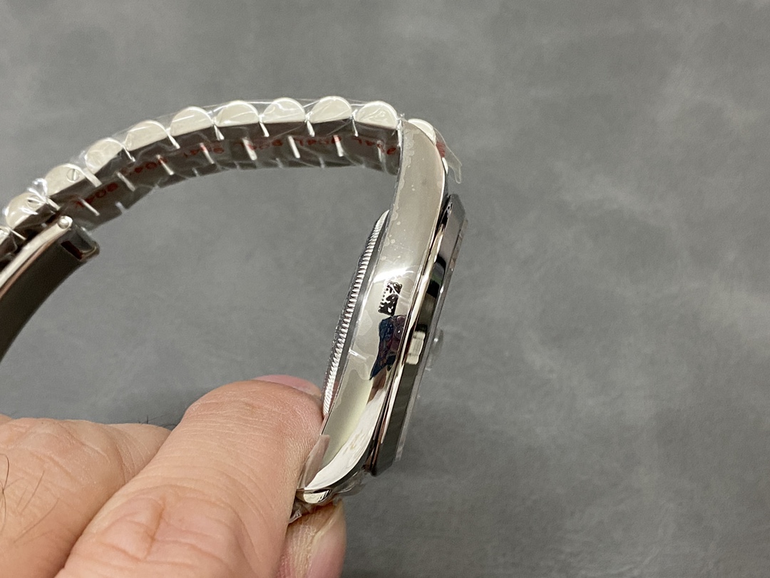 Rolex Day Date 228236 Green - Replica Factory