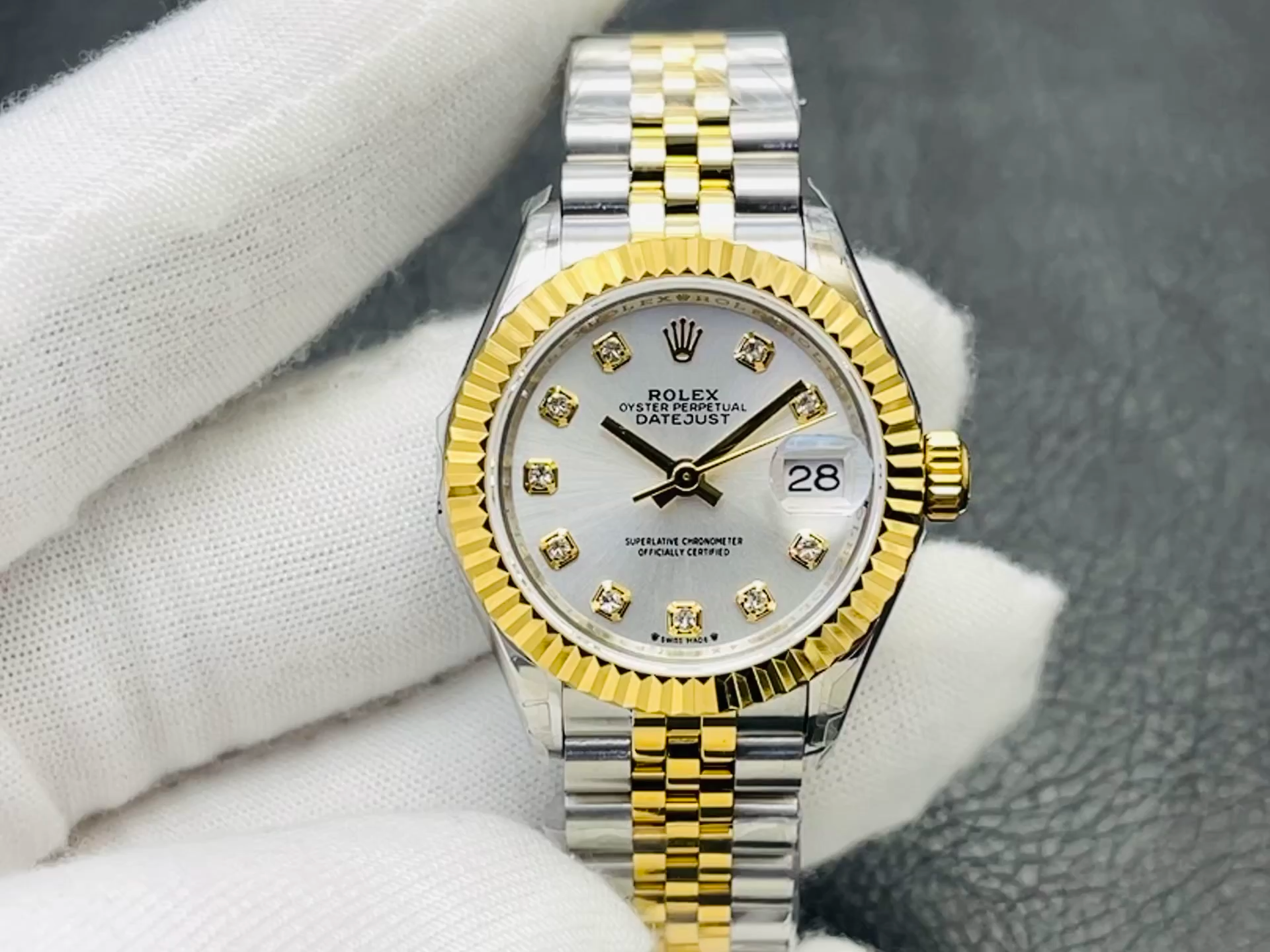 Rolex Datejust 179173 White Diamond Dial Fluted Bezel 26MM Lady Replica Watch