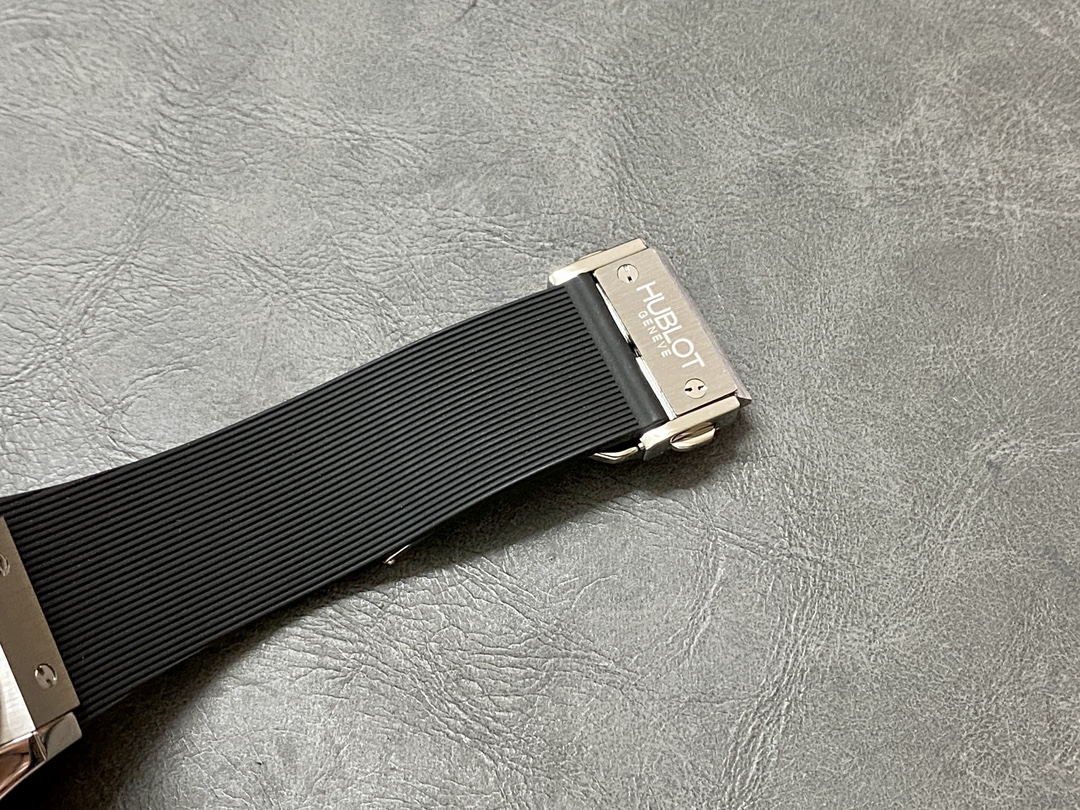 Hublot Classic Fusion 521.NX.1170.RX 45MM Mens - Replica Factory