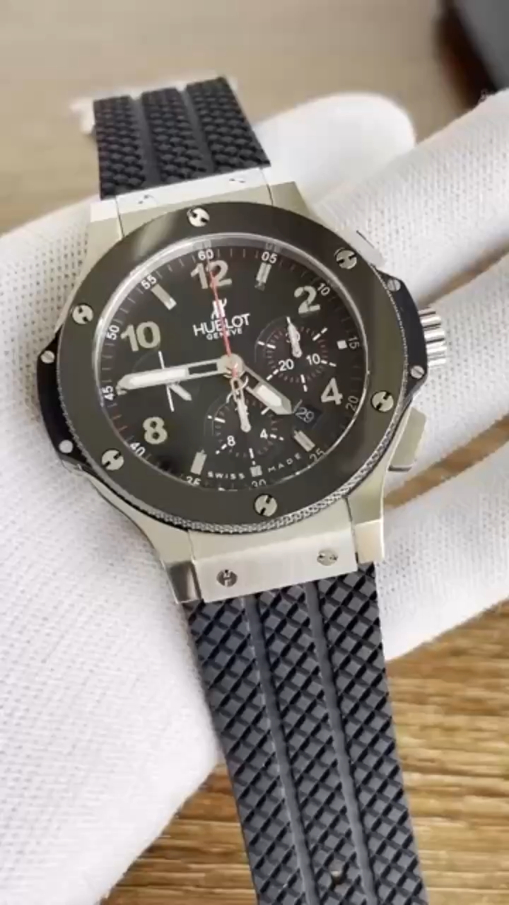 Hublot Big Bang 301.SB.131.RX 44mm Mens - Video