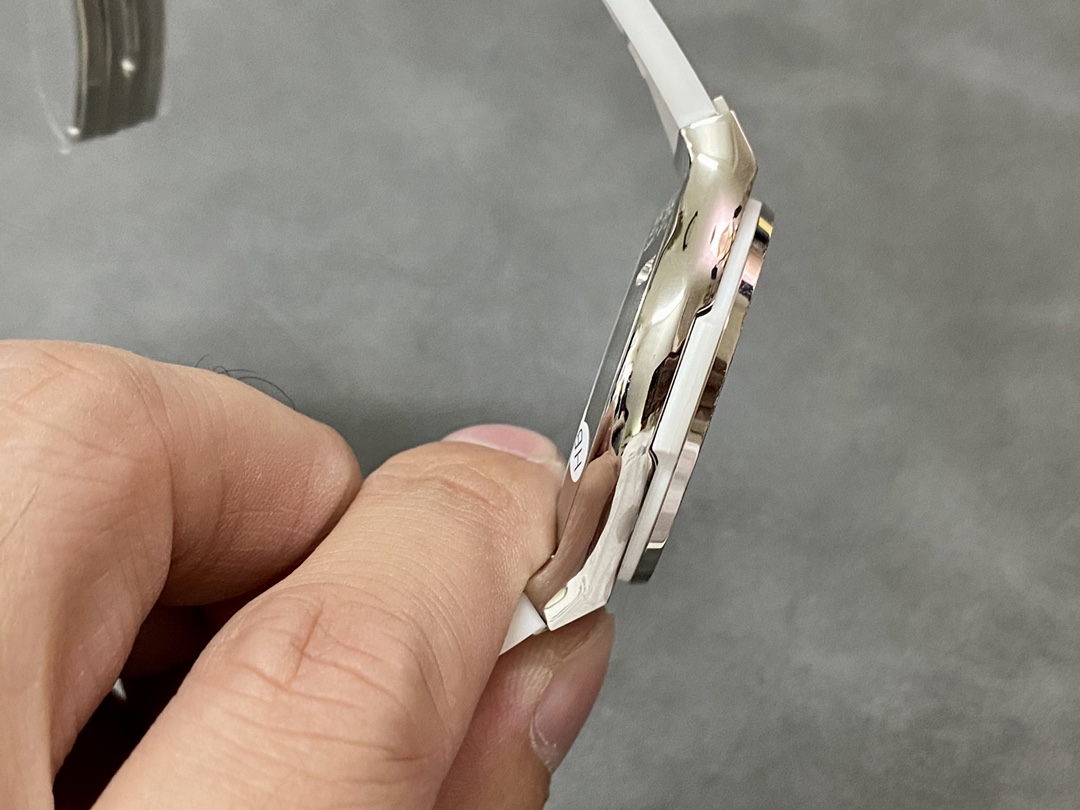 Hublot Classic Fusion Automatic 542.NE.2010.LR.1204 - Replica Factory