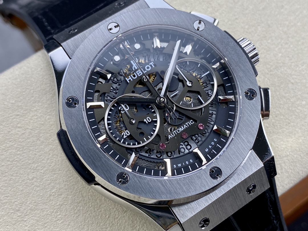 Hublot Classic Fusion 525.NX.0170.LR 45mm - Replica Factory