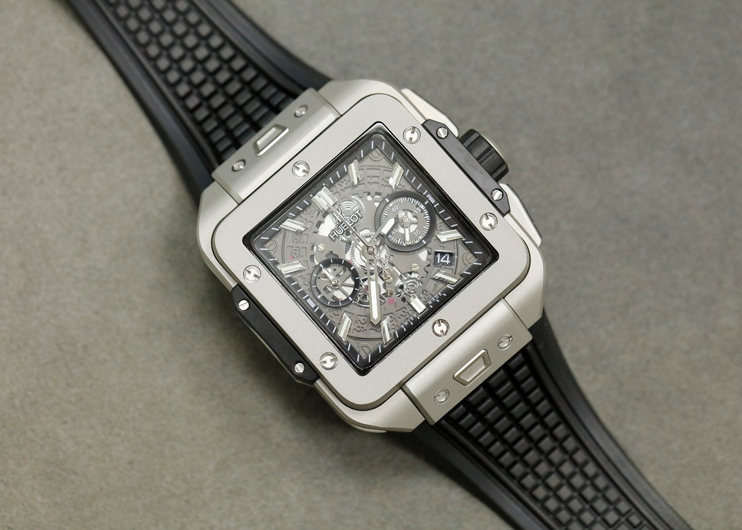 Hublot Square Bang Unico All Black 821.CI.0170.RX 42mm - Replica Factory