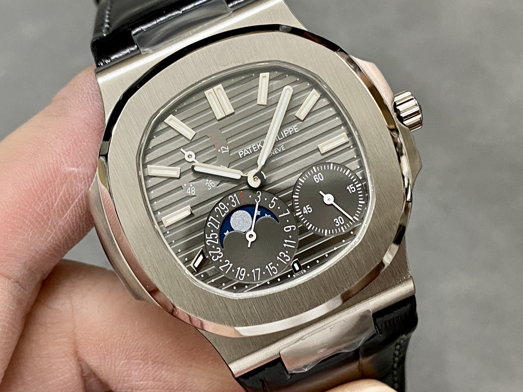 Replica Patek Philippe Nautilus 5712G 001 40mm Mens Watch - Replica Factory