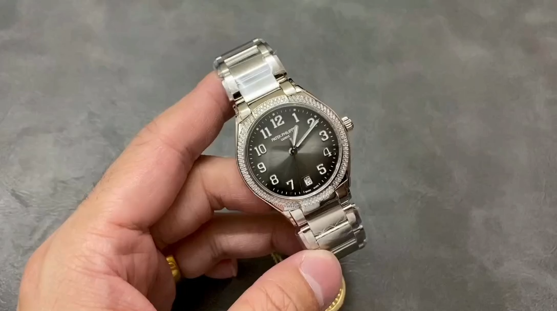 Patek Philippe Twenty~4 Automatic Steel & Black Dial 7300 1200A 010 - Replica Factory