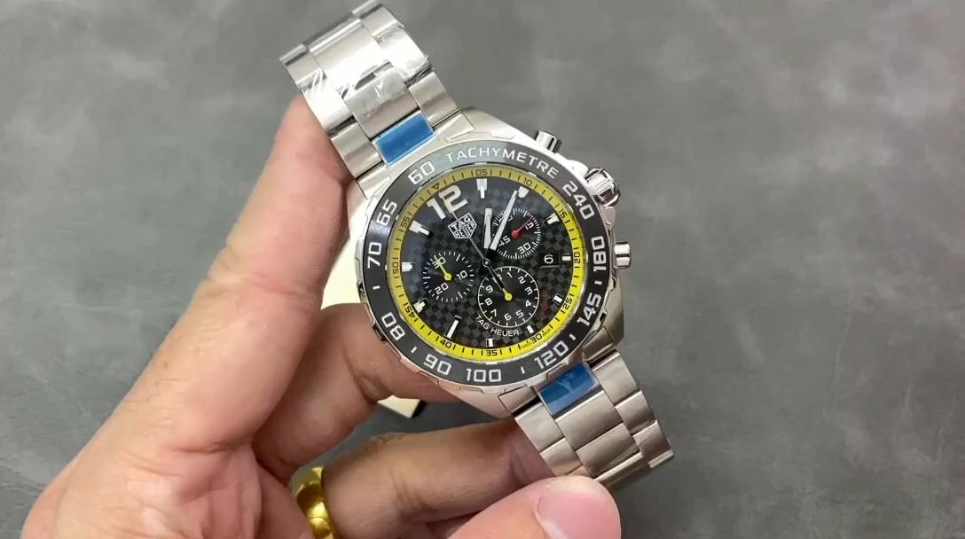 Tag Heuer Formula 1 Chronograph Quartz Black Dial CAZ101AC.BA0842