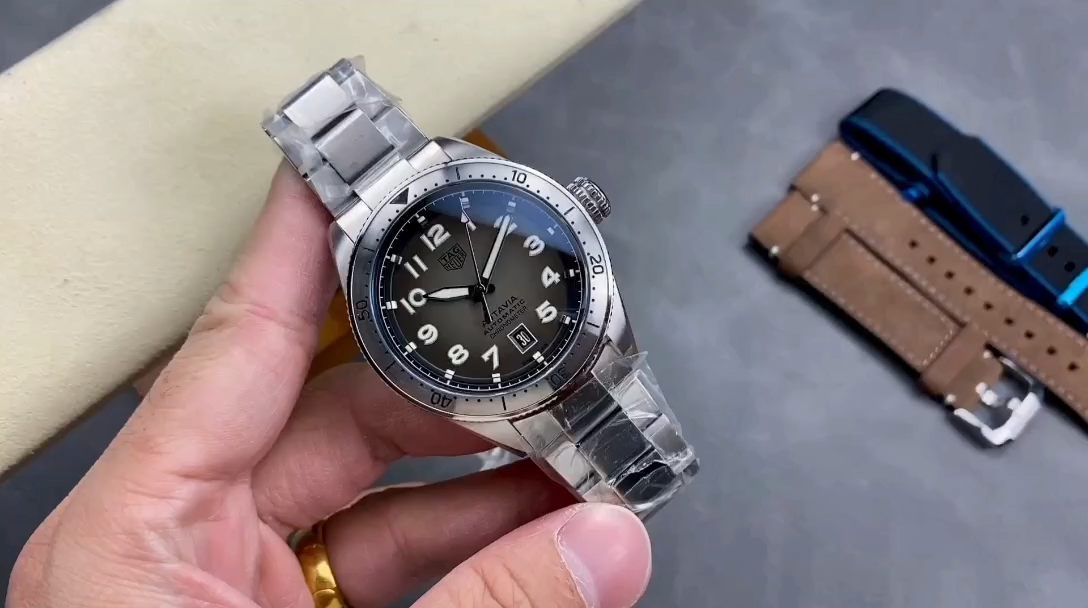 Tag Heuer Autavia Calibre 5 Chronometer WBE5114.EB0173 42mm Mens Watch - Replica Factory