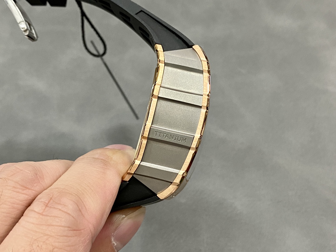 Richard Mille RM11-03 Carbon Automatic Flyback Chronograph Rose Gold - Replica Factory