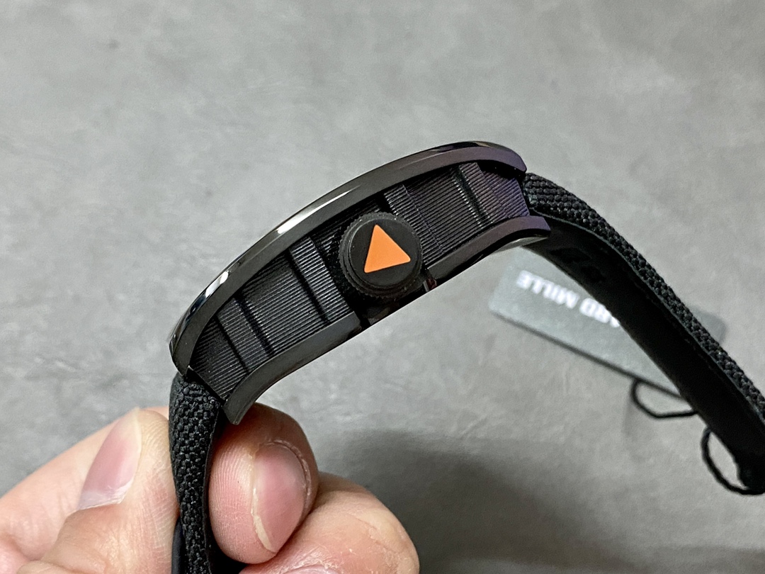 Richard Mille RM 68-01 Tourbillon Cyril Kongo Carbon Fiber Black - Replica Factory