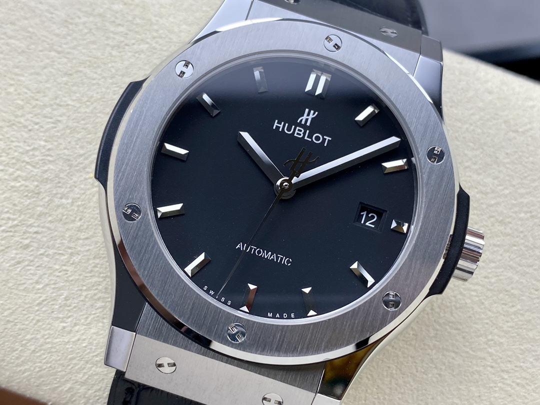542.NX.1171.LR Hublot Classic Fusion Automatic Black - Replica Factory