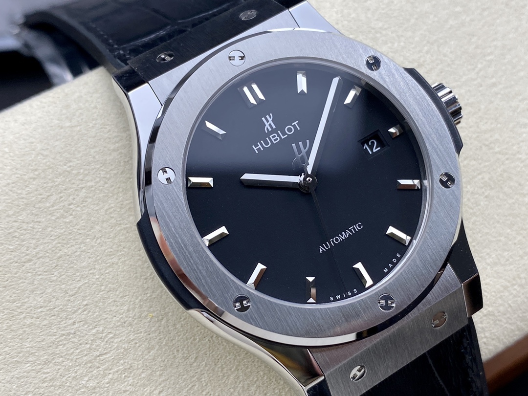 542.NX.1171.LR Hublot Classic Fusion Automatic Black - Replica Factory