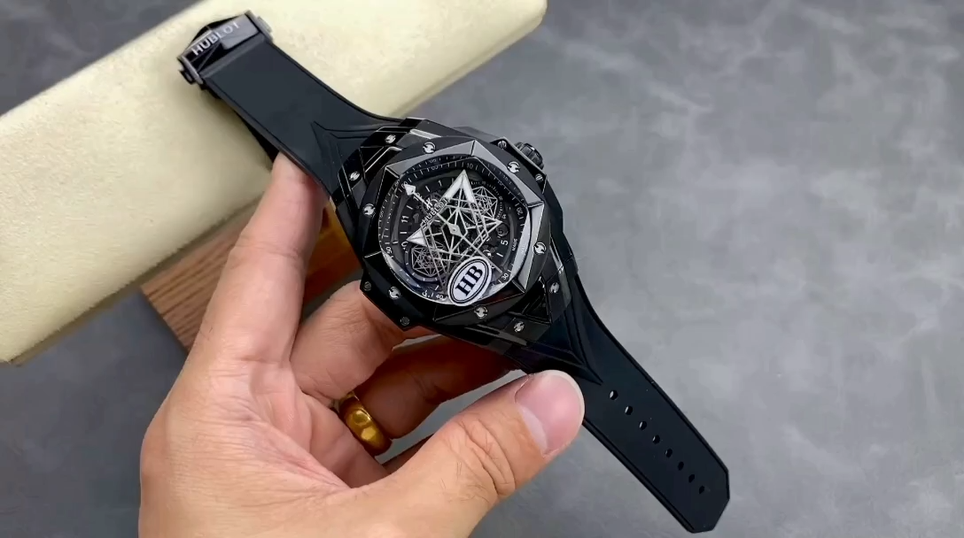 418.CX.1107.RX.MXM22 Hublot Big Bang Sang Bleu II Black Magic - Replica Factory