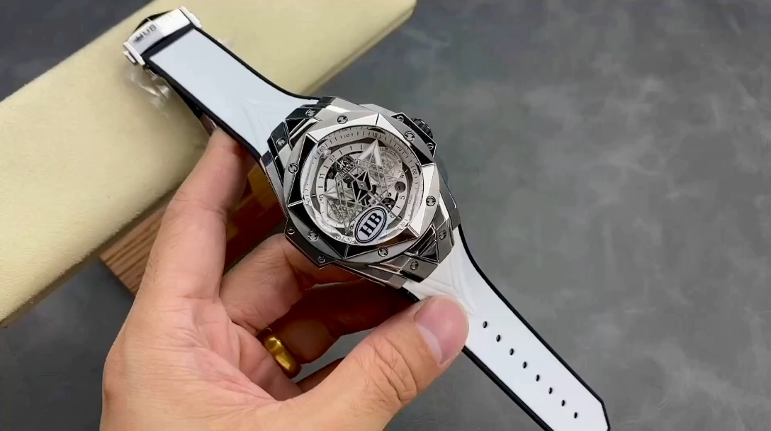 418.NX.2001.RX.1604.MXM20 Hublot Big Bang Titanium - Replica Factory