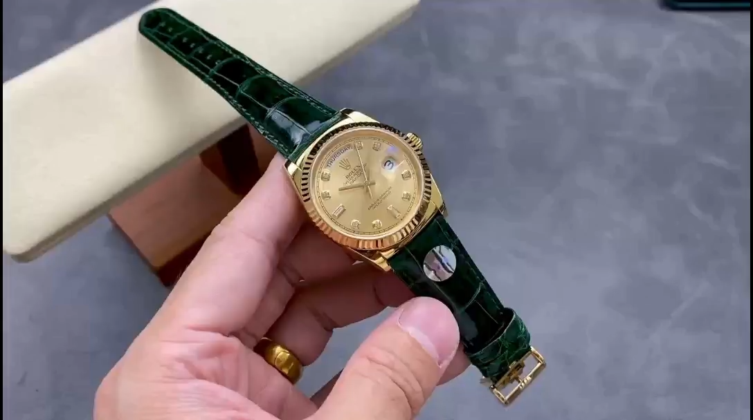 Rolex Day Date 36 Yellow Gold Champagne Dial 118138 0148 Green Leather Strap - Replica Factory