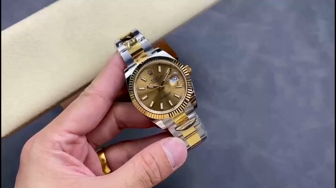 Rolex Datejust 126333 0009 Champagne Index Oyster 41mm Two Tone Steel - Replica Factory