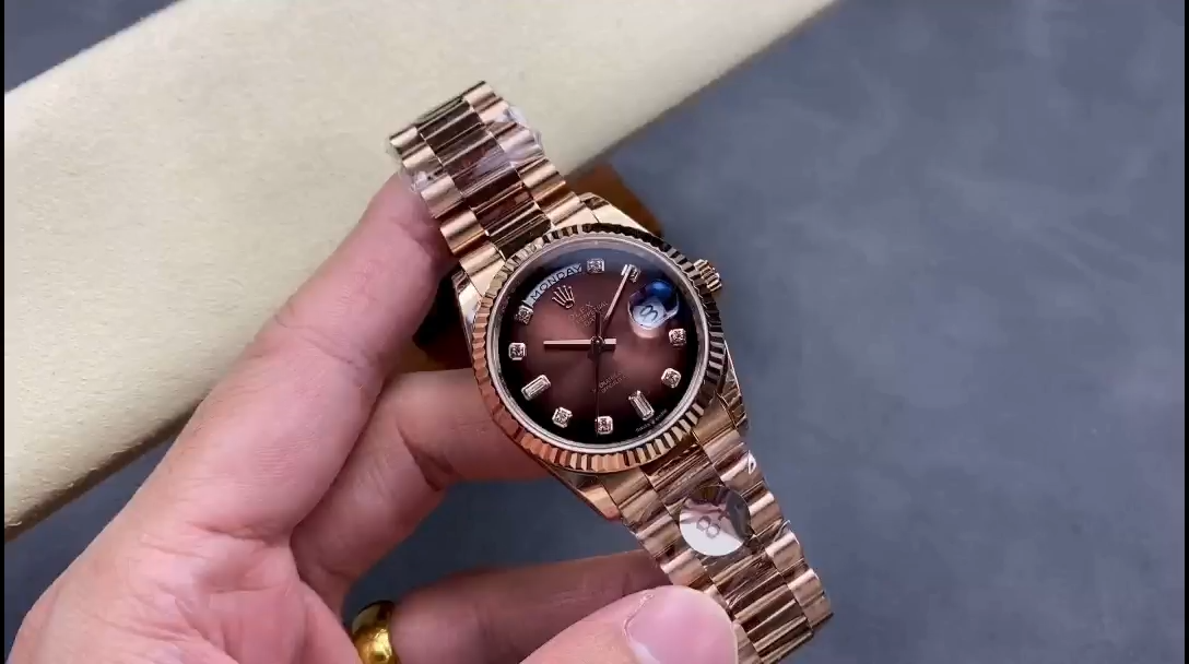 Rolex Day-Date 128235 Everose Gold Brown Ombre Diamond Dial 36MM Unisex Replica Watch