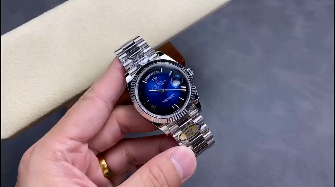 Rolex Day Date 40 White Gold Blue Ombre Dial M228236 0024 - Replica Factory
