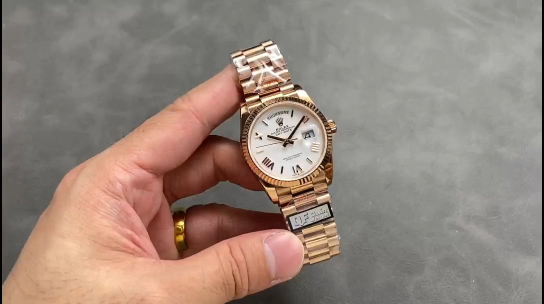 Rolex Day Date 36mm Everose Gold 128235 0070 White Roman - Replica Factory