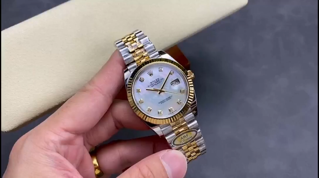 Rolex Datejust 126333 0018 41mm White Mother of Pearl Diamond Dial Men's Watch