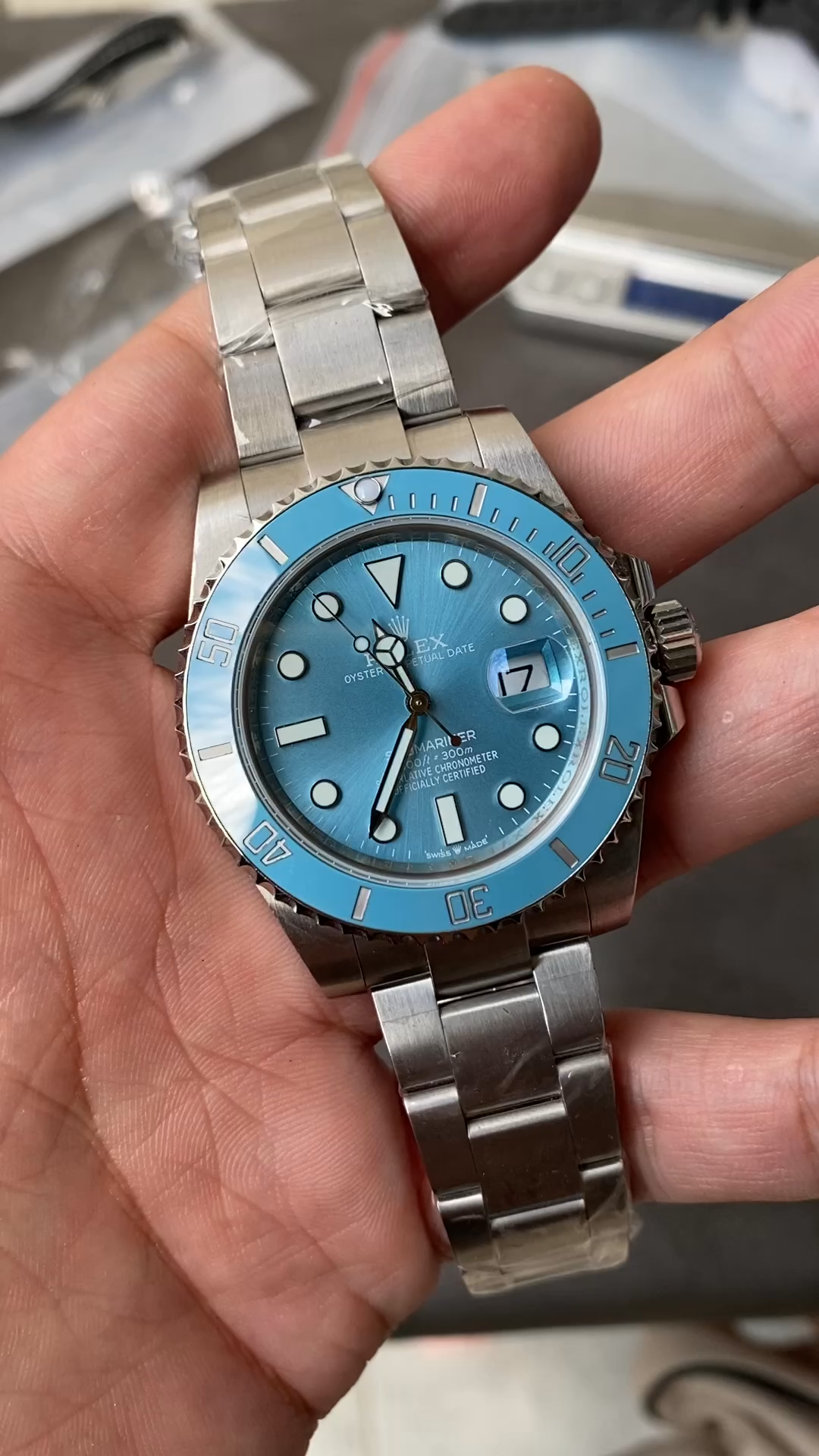Rolex Submariner Date 41 Turquoise Blaken Goldsmith & Complications - Video