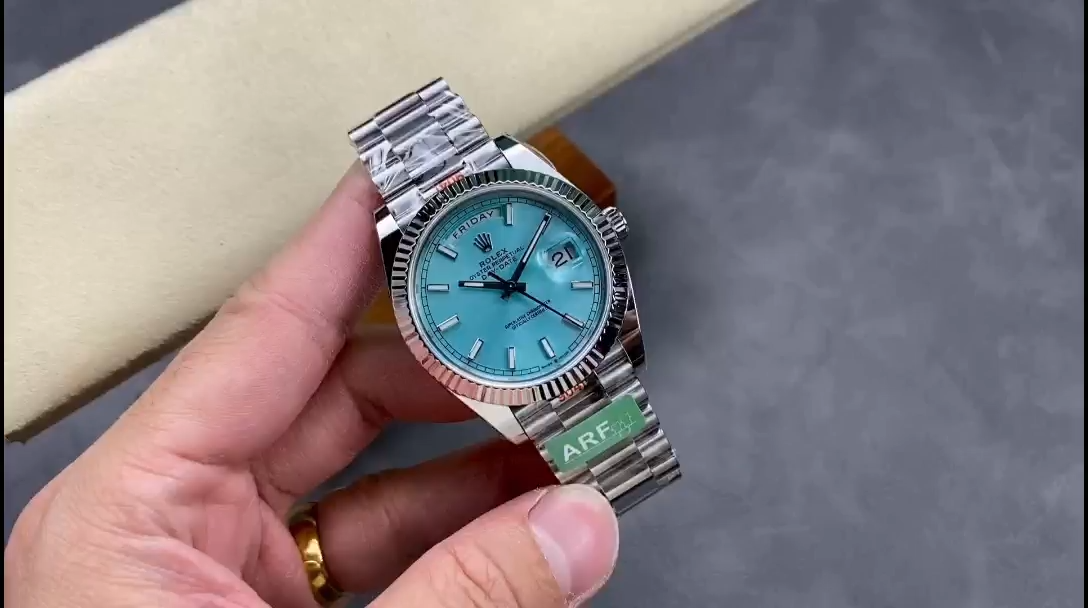 Rolex Day-Date 40 Ice Blue Dial m228236 0018 Men's Watch - Replica Factory