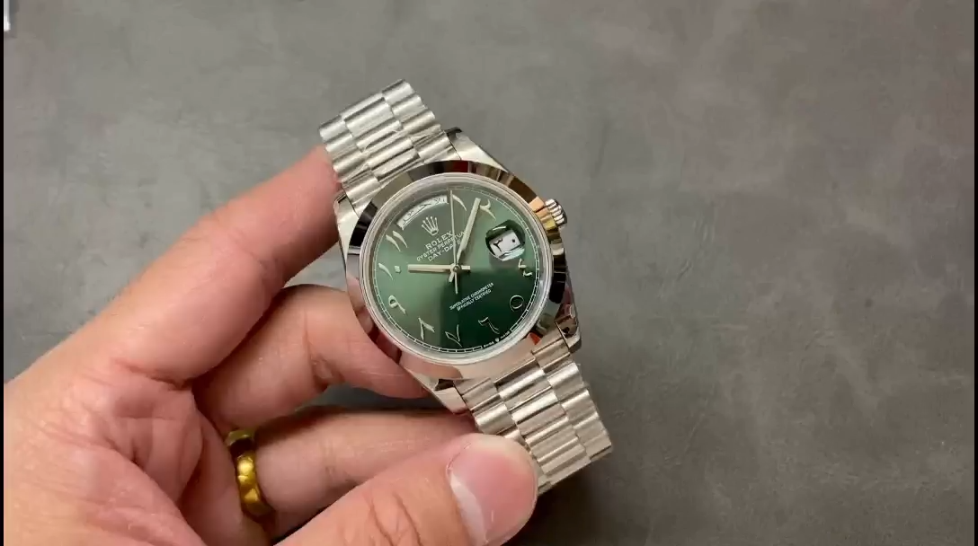 Rolex Day-Date 40mm Arabic Platinum Olive Dial 228206 - Replica Factory