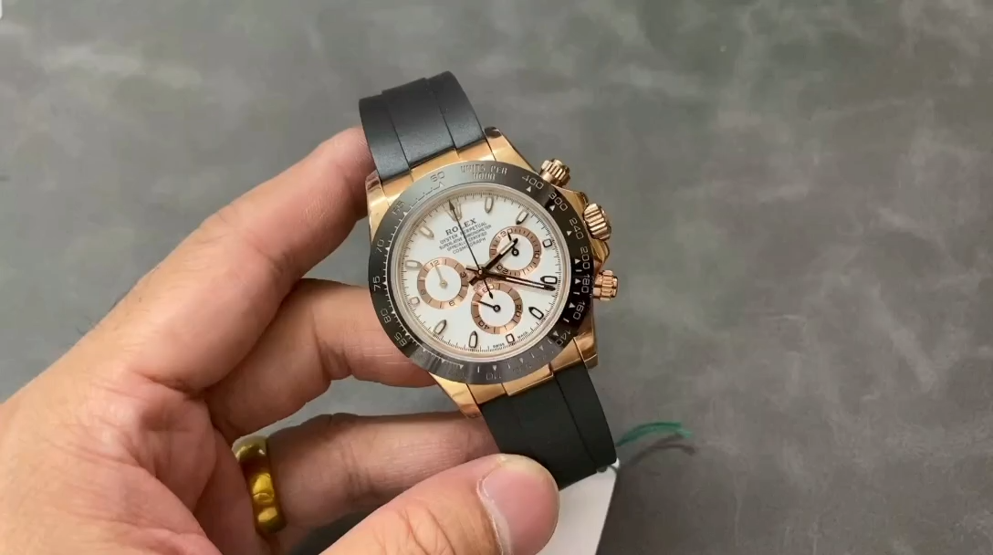 Rolex Cosmograph Daytona 116515LN Everose Gold Ivory Dial 40mm Mens Replica Watch - Replica Factory