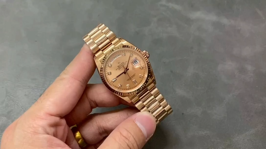 Rolex Day-Date m128235 0009 Everose Gold Pink Rose Dial 36MM Unisex Replica Watch - Replica Factory