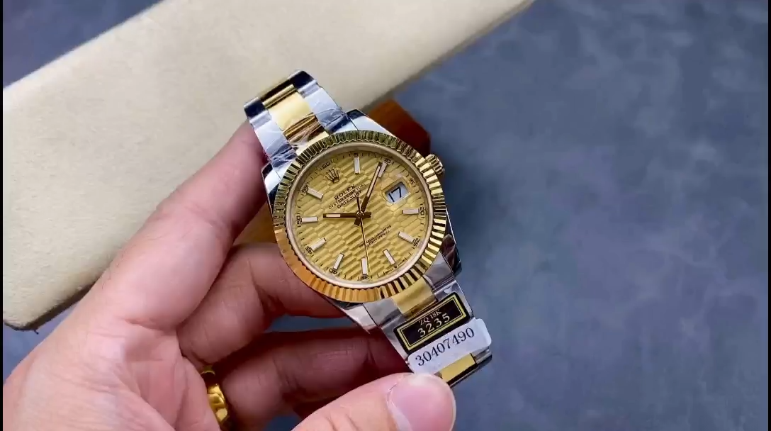 Rolex Datejust 126233 Champagne Motif dial 36MM Unisex Replica Watch - Replica Factory